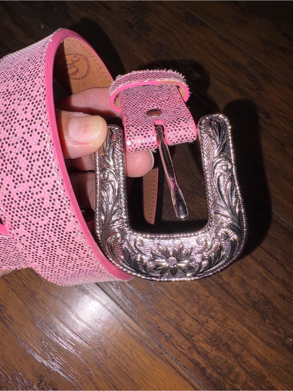 Pink Western-Style Women’s Belt with Ornate Floral Buckle